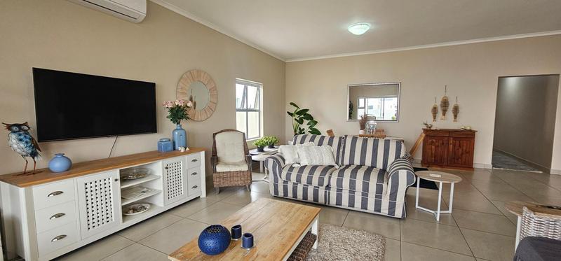 3 Bedroom Property for Sale in Blue Lagoon Western Cape